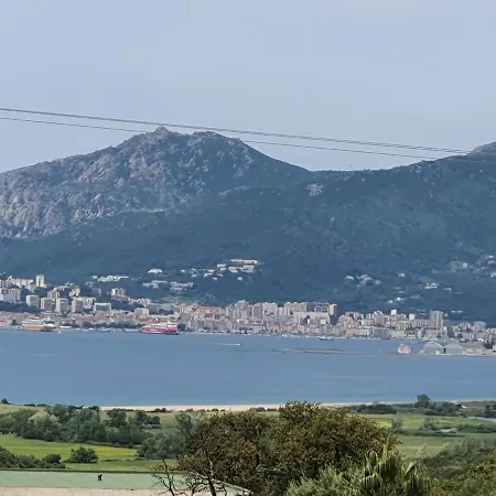 F2 Avec Terrasse De 35 M2 Bomorto - * Porticcio (Corsica)
