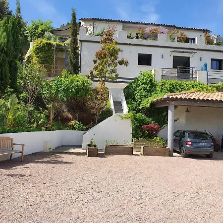 F2 Avec Terrasse De 35 M2 Bomorto - منزل للإقامة *