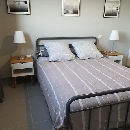 F2 Avec Terrasse De 35 M2 Bomorto - Porticcio Homestay *